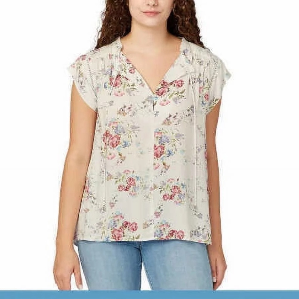 NWT Buffalo by David Bitton Women’s Large Floral and White Flutter Sleeve Top